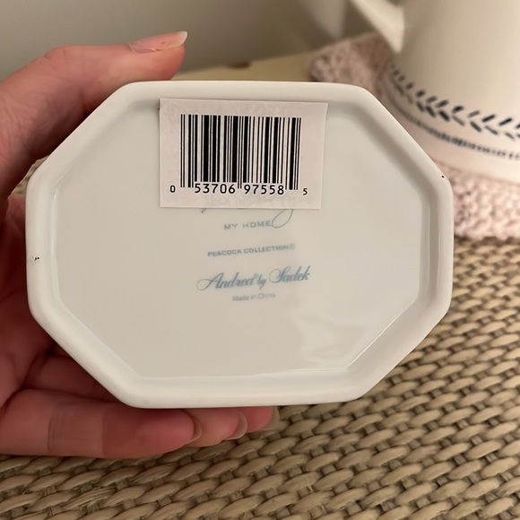 Vera Bradley Trinket Dish with Lid - Picture 5 of 5